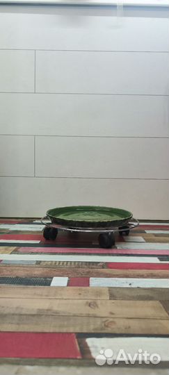 Большой керамический горшок для цветов