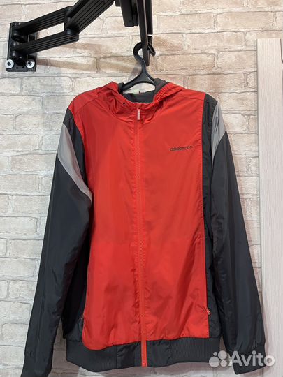 Ветровка adidas neo