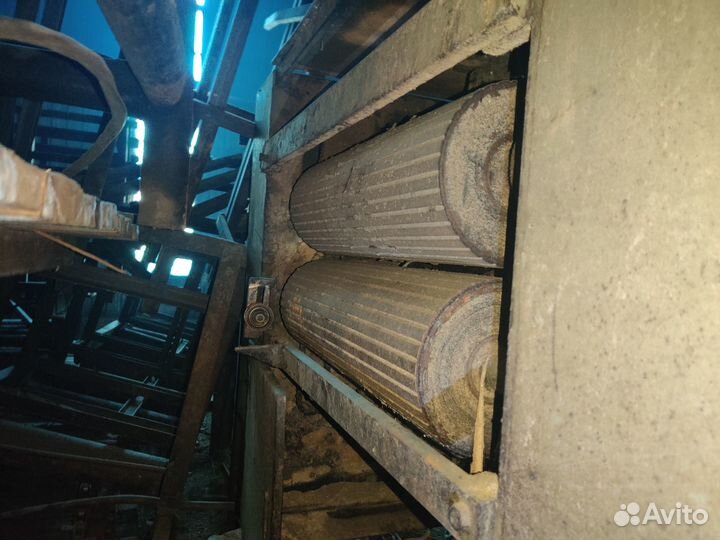 Кромкообрезной станок