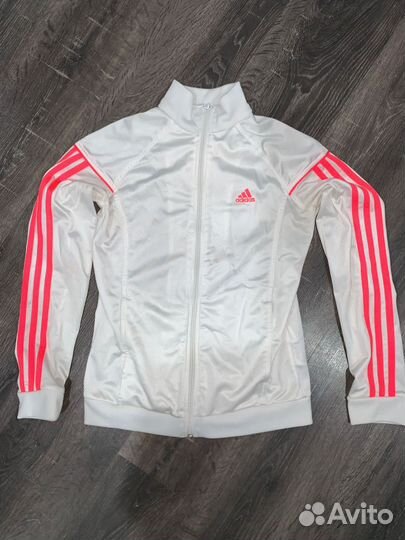 Спортивная Олимпика adidas