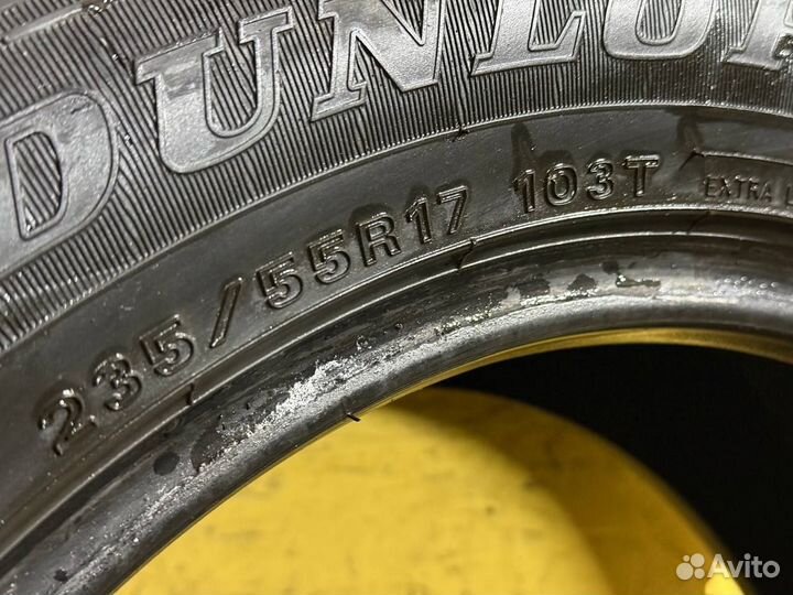 Dunlop SP Winter Ice 02 235/55 R17 103T