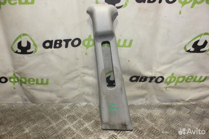 Обшивка стойки левая Mitsubishi Carisma 2000 2003