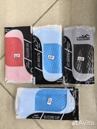 Шапочки для бассейна