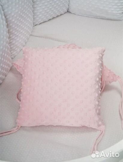 Защитные бортики для детской кровати