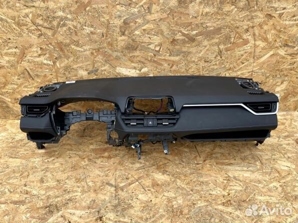 Тойота Рав 4 50 Торпедо с подушкой