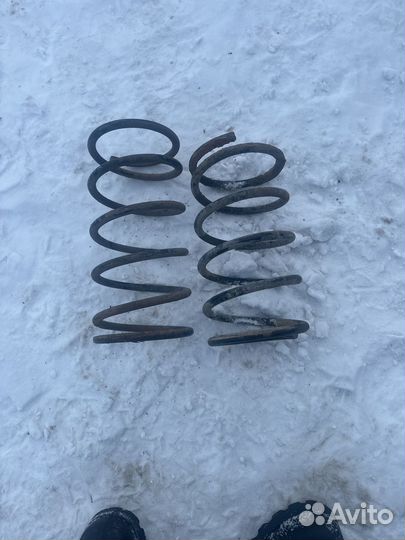 Пружины передние mitsubisi cedia