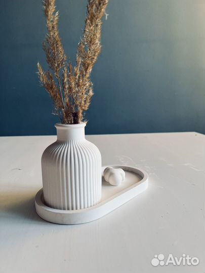 Ваза для сухоцветов