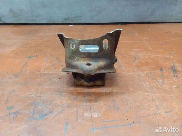 Подушка АКПП Mercedes