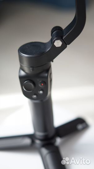 Стабилизатор для смартфона Feiyu vlog Pocket 2