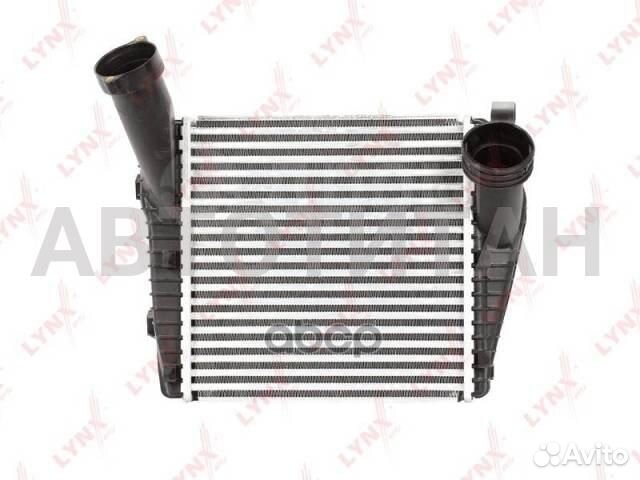 Радиатор интеркулера L audi Q7 3.0d (06-15 ) / Vol