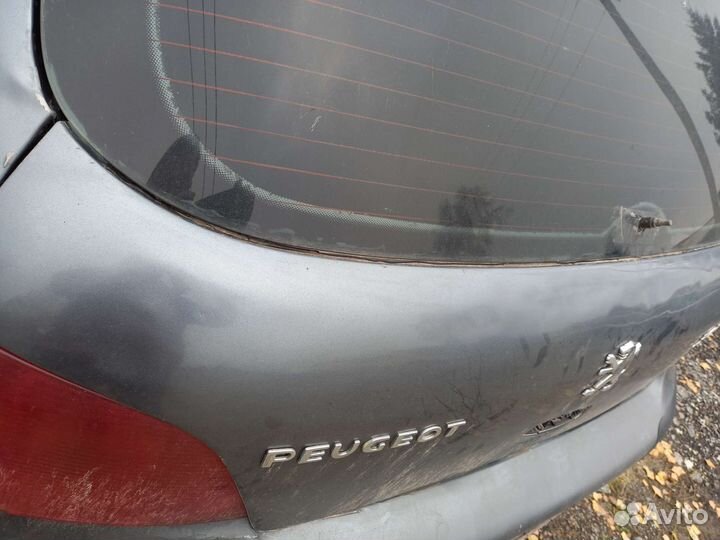 Дверь багажника Peugeot 307