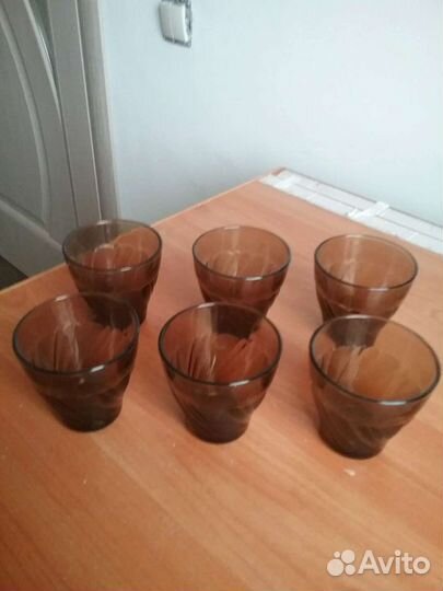Стеклянные стаканы