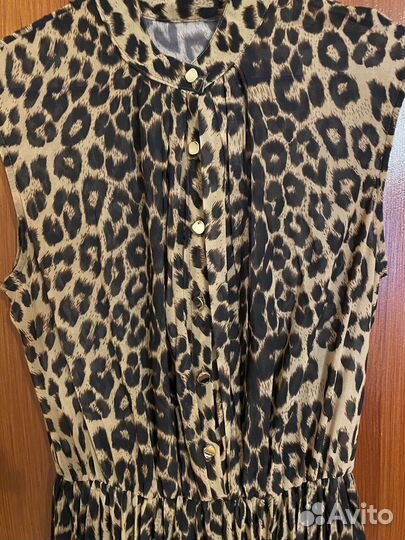 Платье с леопардовым принтом