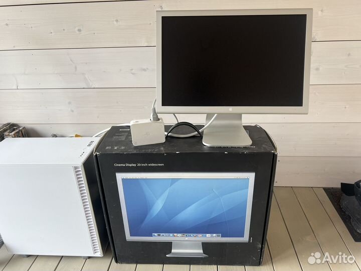 Монитор apple cinema 20