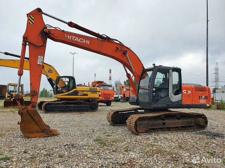 Запчасти Hitachi б/у разбор