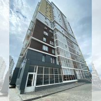 2-к. квартира, 44 м², 1/17 эт.