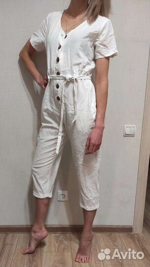 Легкий женский комбинезон 42