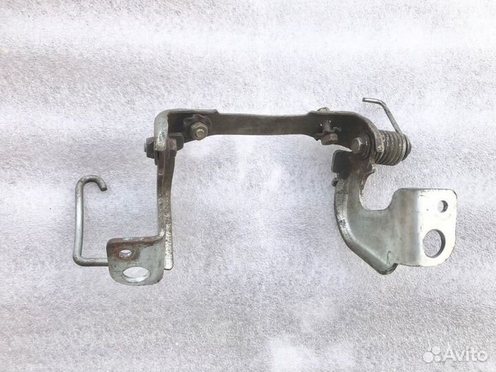 Honda CBR900RR 95 крепление сидения пассажира