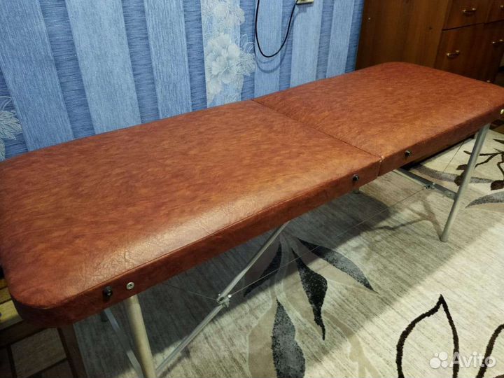 Косметологическая кушетка складная