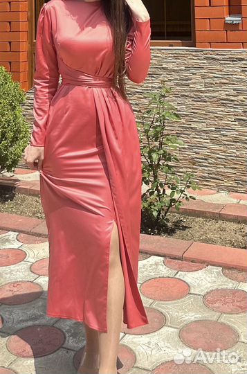 Вечернее платье