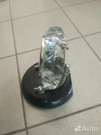 Настольные часы