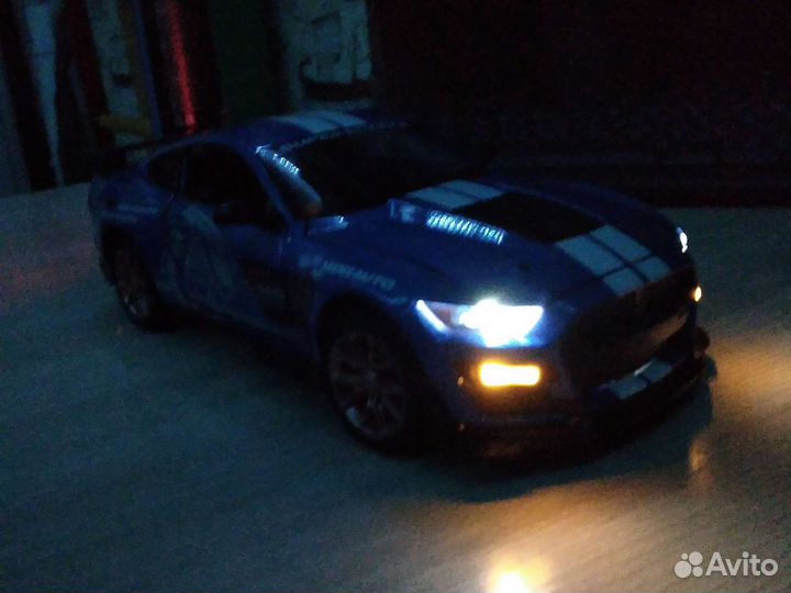 Игрушечная машинка Ford mustang Shelby