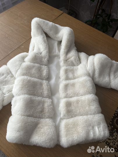 Шуба детская (одели три раза)