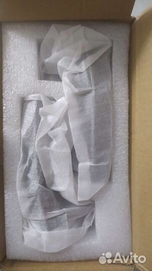 Петли для заднего стекла Ford Escape