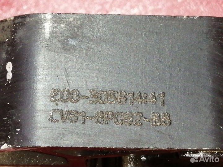 Подушка кпп Ford Focus 3 2013