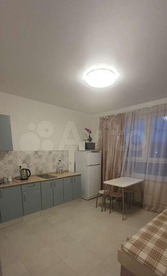 2-к. квартира, 54 м², 6/17 эт.