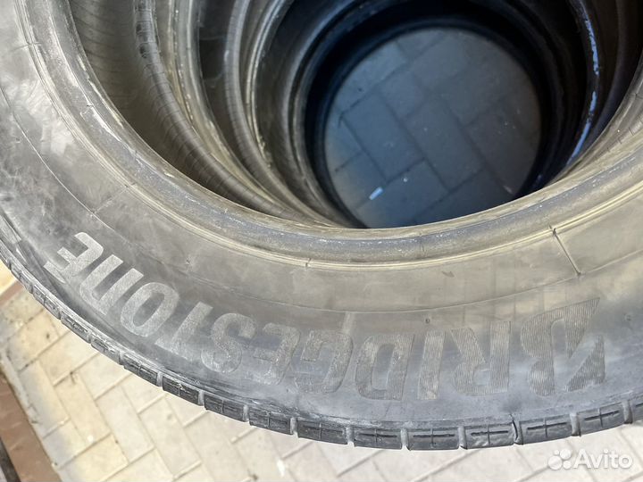 Bridgestone Alenza H/L 33 225/60 R18