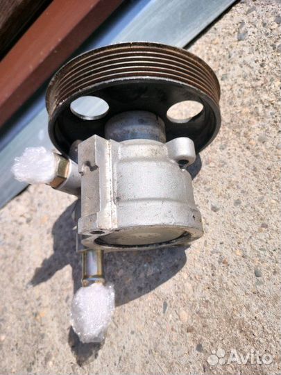 Насос гур Renault Logan седан 1.6 K7M 2011