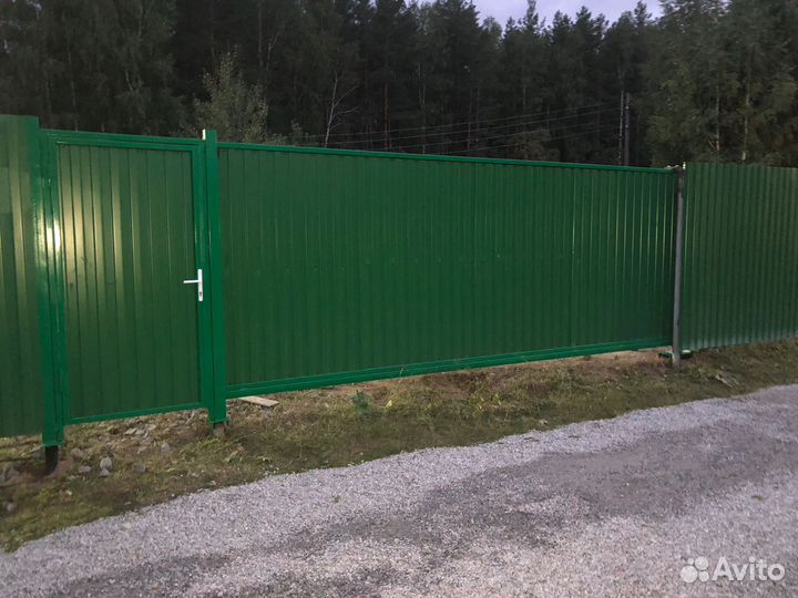 Откатные ворота с калиткой