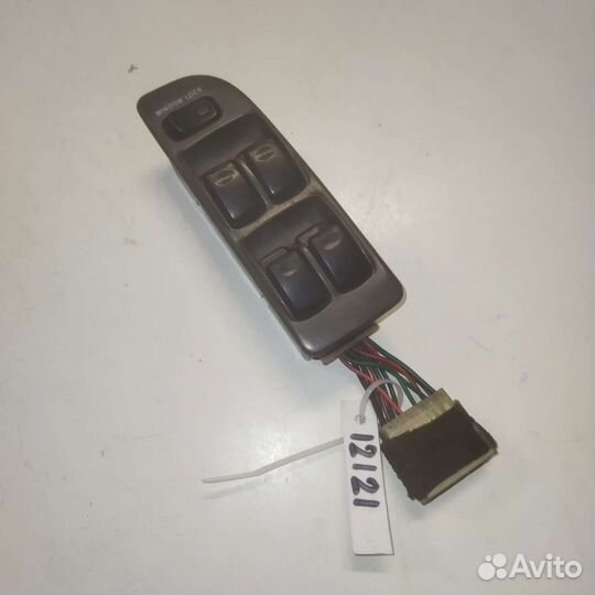 Блок управления стеклоподъемниками Kia Sportage 1