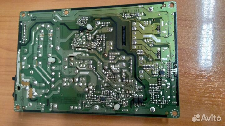 Блок питания Samsung LE32C450E1