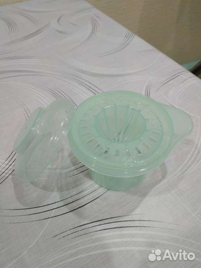 Подогреватель бутылочек 2 в 1 Kitfort KT-2307