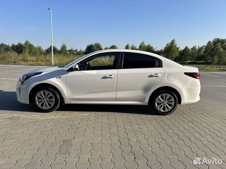 Kia Rio 1.6 AT, 2021, 67 890 км
