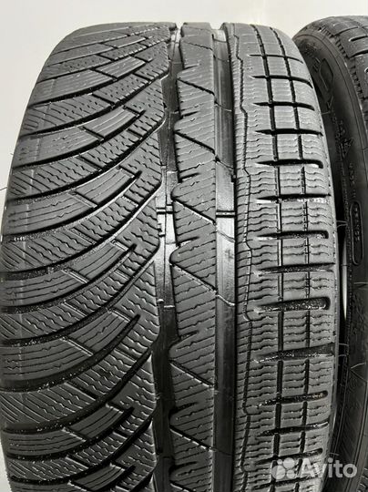 Michelin Alpin 4 235/35 R20