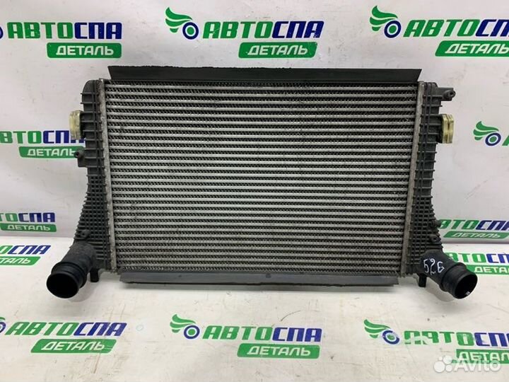 Интеркулер Volkswagen Passat B7 cffb 2014