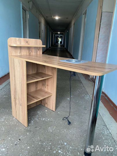 Маникюрный стол складной бу