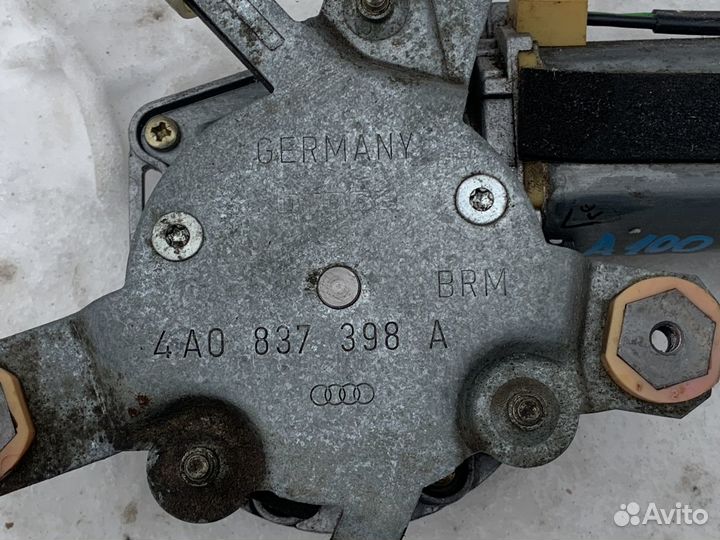 Стеклоподъемник с моторчиком Ауди 100/А6 С4