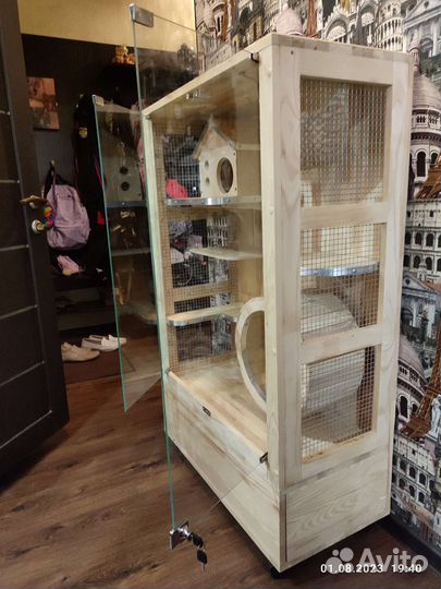 Клетка витрина для шиншиллы б/у