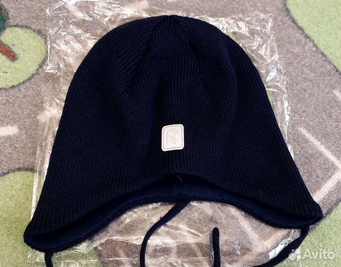 Демисезонная шапка reima 48 новая