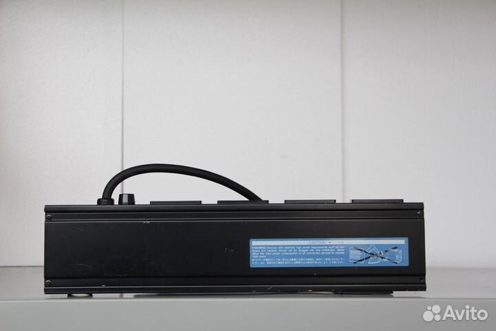 Дистрибьютор питания 100v Tascam AV-P255, Japan