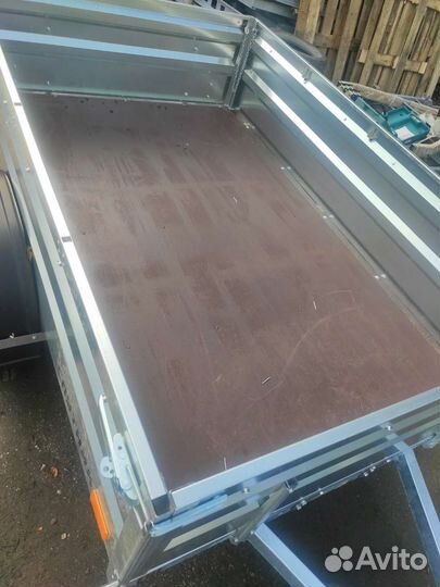 Прицеп Спутник Эксперт Zn 2013/48, без тента