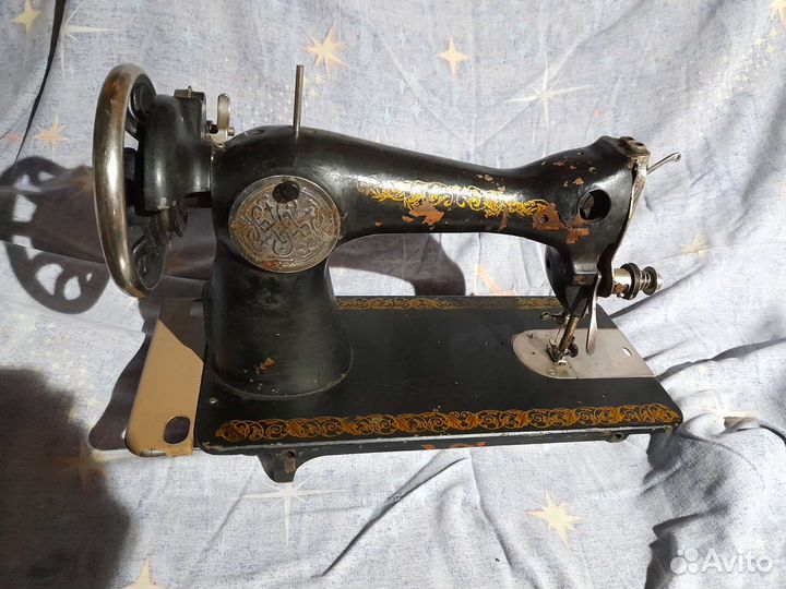 Швейная машинка пмз им. Калинина