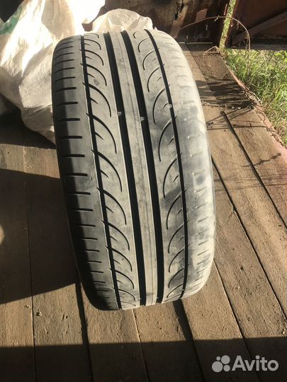 Hankook Ventus V12 Evo2 K120 255/35 R20