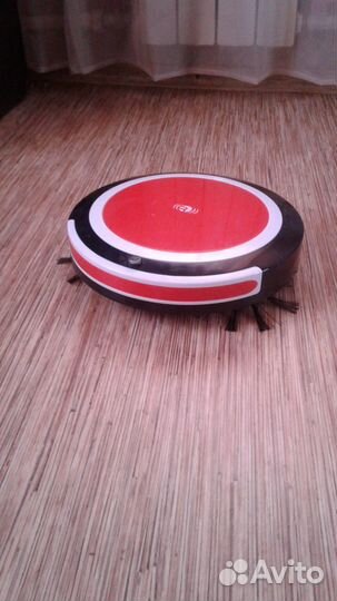 Робот пылесос