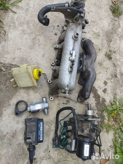 Коллектор Сааб 9000