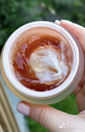 Medi Peel увлажняющий крем гель kombucha